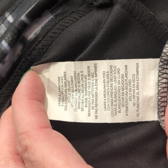 Golf Skort - Picture 7 of 7